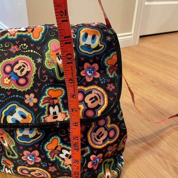 Rare Disney Park Exclusive Knapsack / Backpack Bag - Picture 11 of 15